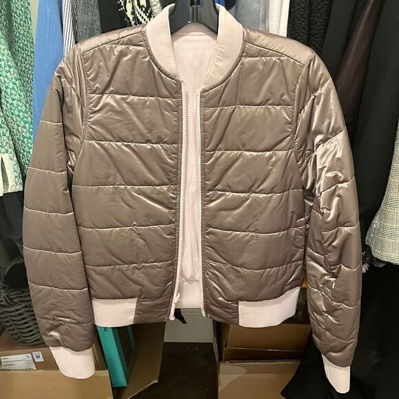 Lululemon reversible bomber jacket sz 4 EUC - Picture 1 of 2